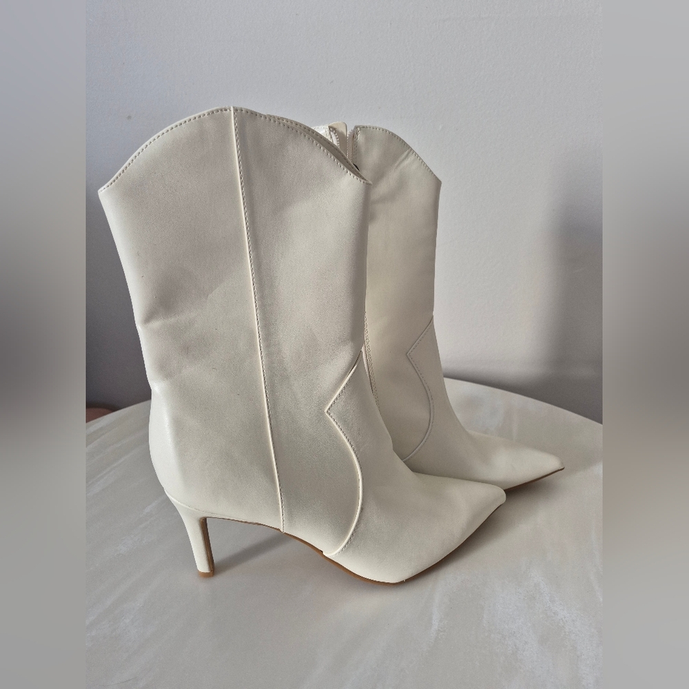 Nine West Cream Heeled Boots